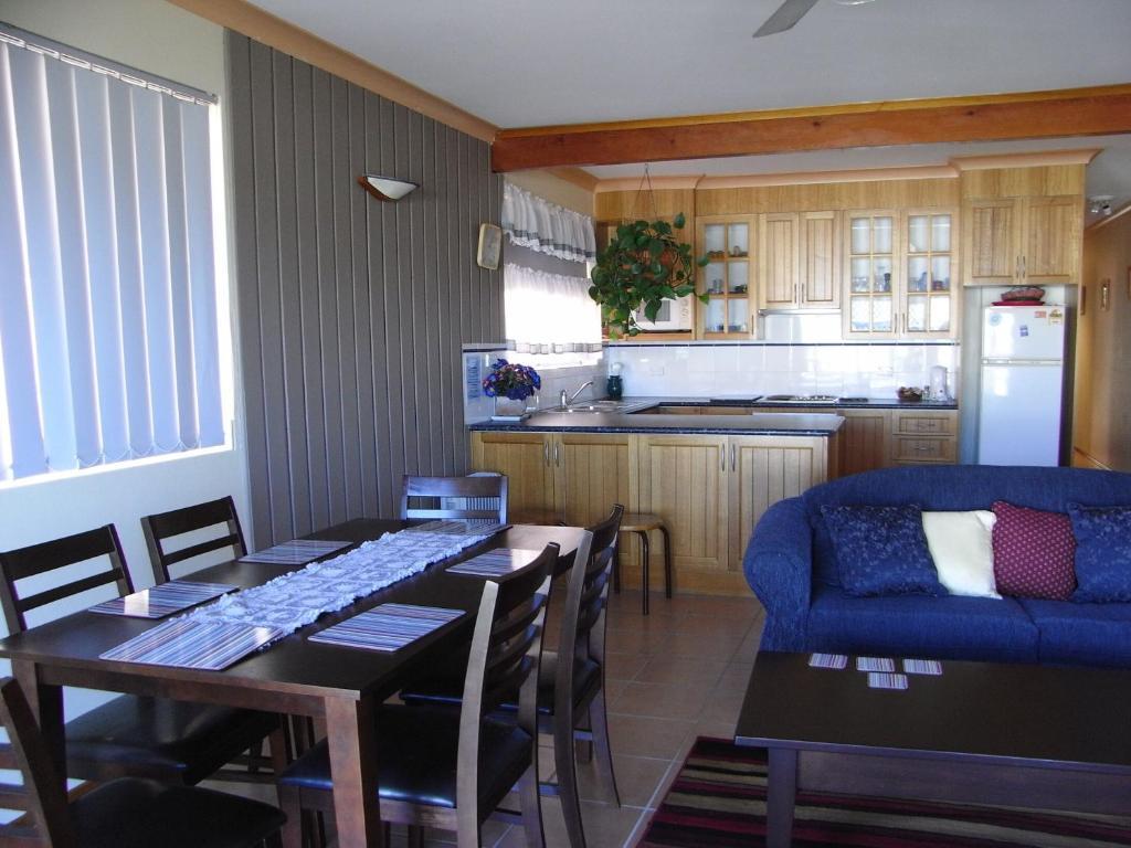 דה אינטרנס Lavender House Bed & Breakfast חדר תמונה